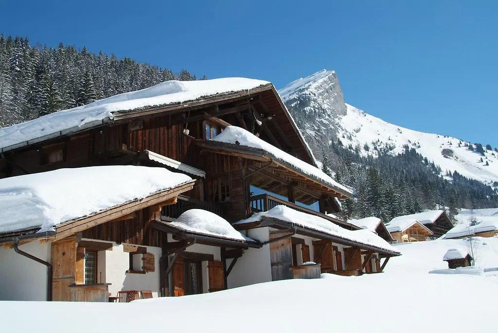 **** فندق Les Chalets De La Serraz لا كلوساز فرنسا