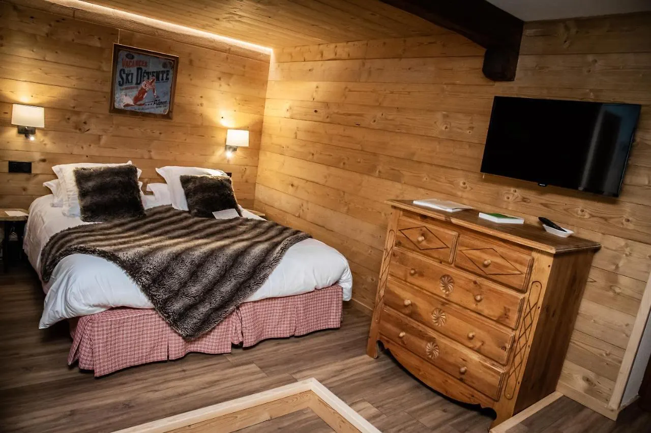 **** فندق Les Chalets De La Serraz لا كلوساز فرنسا