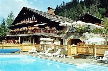 Les Chalets De La Serraz لا كلوساز 4*,